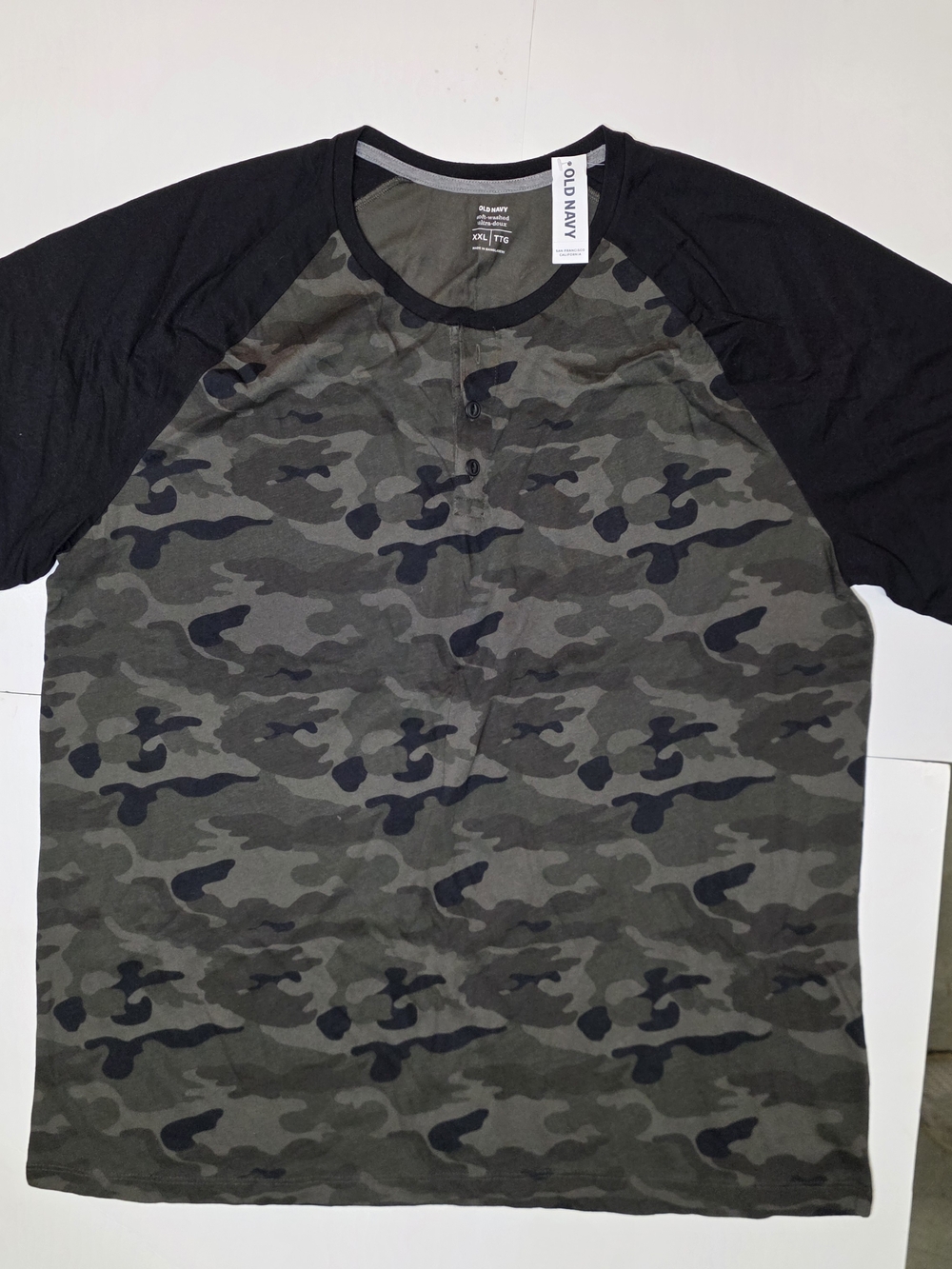 Old Navy Men's Camo Raglan Henley - Olive Camo with Black Sleeves